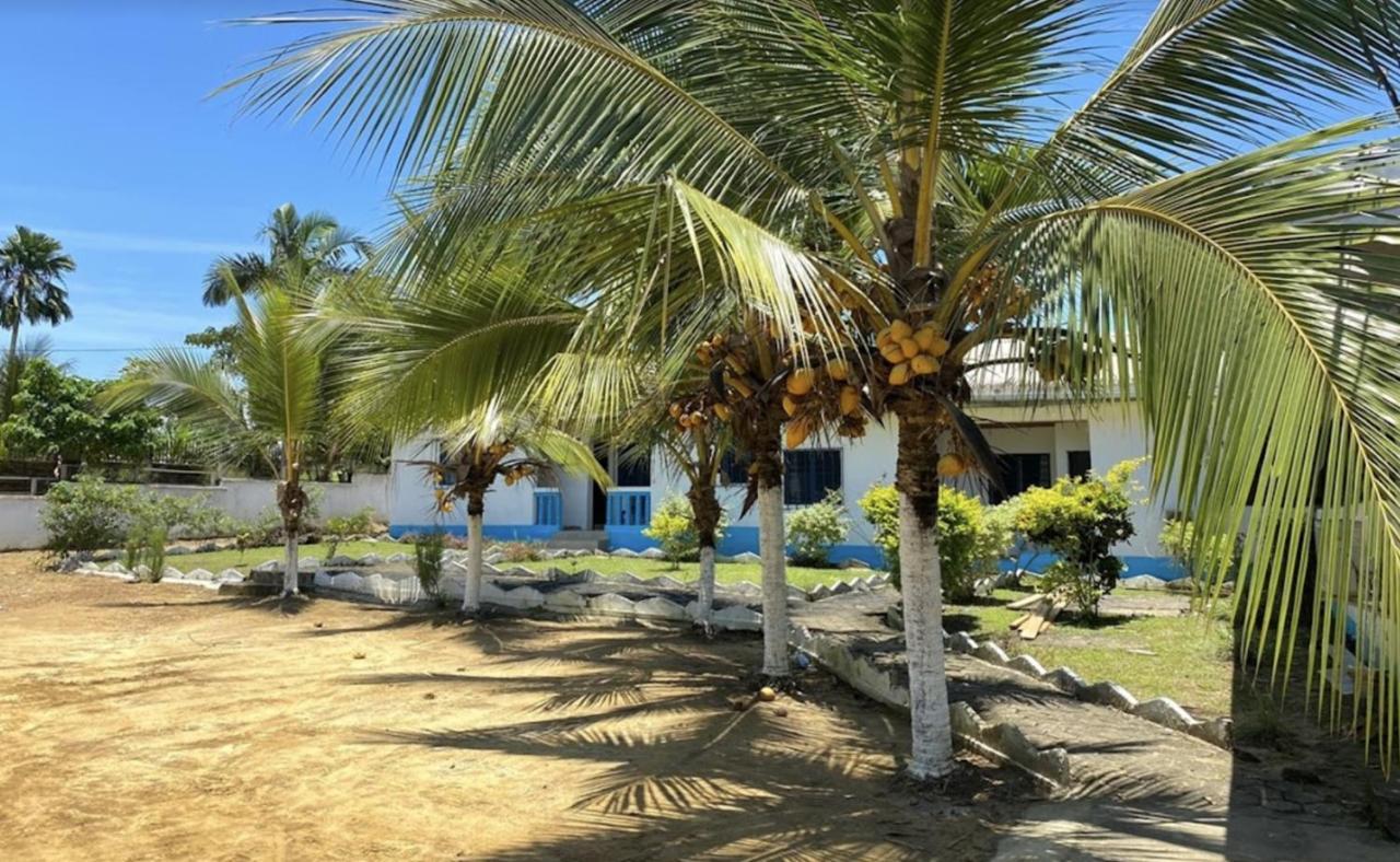 Le Dona Kribi Hotel Exterior photo