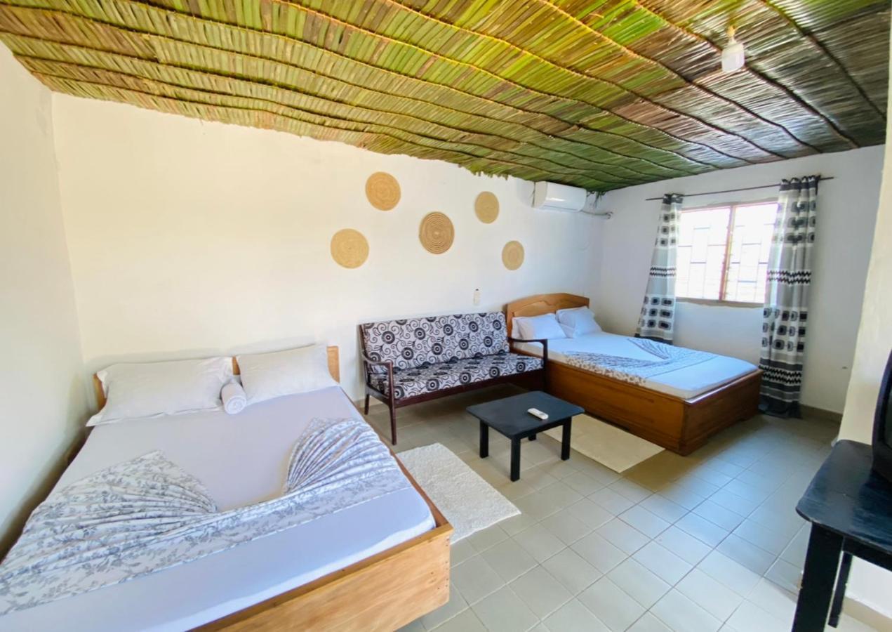 Le Dona Kribi Hotel Exterior photo